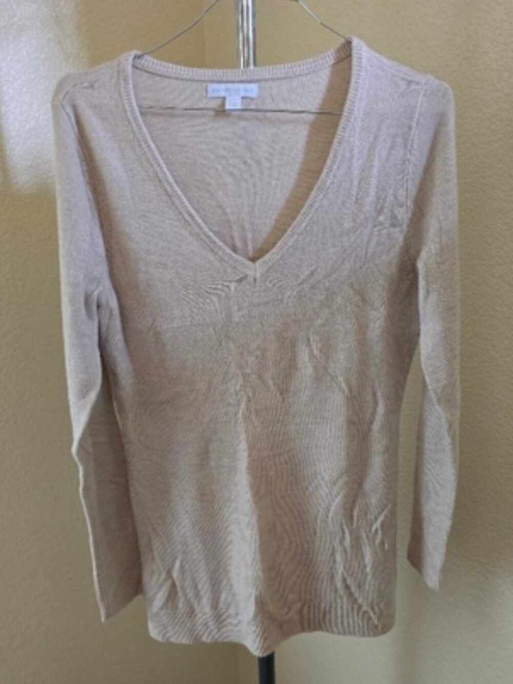 New York & Company Long Sleeve V-Neck Top